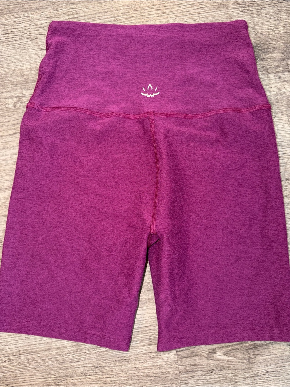 Beyond Yoga Spacedye High Waisted Biker Shorts Purple Heather Size Medium